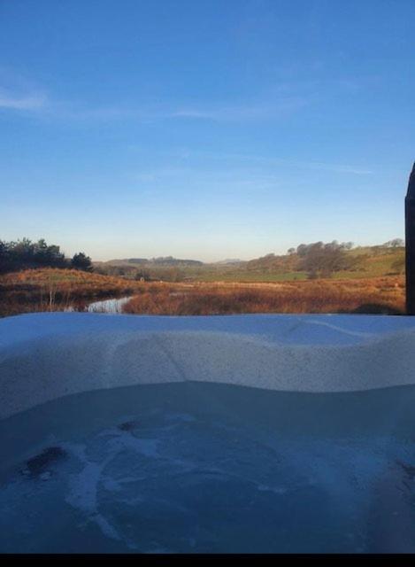 Pond View Pod 1 With Outdoor Hot Tub - Fife - Loch Leven - Lomond Hills Villa Kelty Екстериор снимка